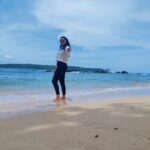 Rachitha Mahalakshmi Instagram - 🌊🏖️ Just live in the moments...... 😇😇😇😇😇