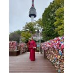 Radha Instagram - Hi everyone! See you soon Seoul ! For the past 6 days , It was really a wonderful experience being in this wonderful country. Carried away by the rich culture and wonderful people and hospitality. I’m so excited to share all that with all of you. 사랑해요salanghaeyo🫶🫶🫶😘 #travel #travelphotography #travelblogger #instagram #instagood #facebook #trip #korea #seoul