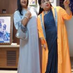 Radha Instagram - Sisters celebrations never end ! ❤️ Picture Abhi bhi baaki hai Bosss 😎 #sisterlove #sisters #sister #love #family #instagood #instagram #fb #sis #sisterlove❤️ Mumbai - मुंबई