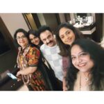 Radha Instagram - During schooldays, Never have we ever expected that reunions will be filled with endless bond love & care. That amazing feeling when meeting batchmates after a long time, can’t be expressed in words. Thanks to Mobile & technology, such moments can be captured! ❤️❤️ #gettogether #friendship #reunion #instagood #instagram #facebook #love #batchmates #film Mumbai - मुंबई