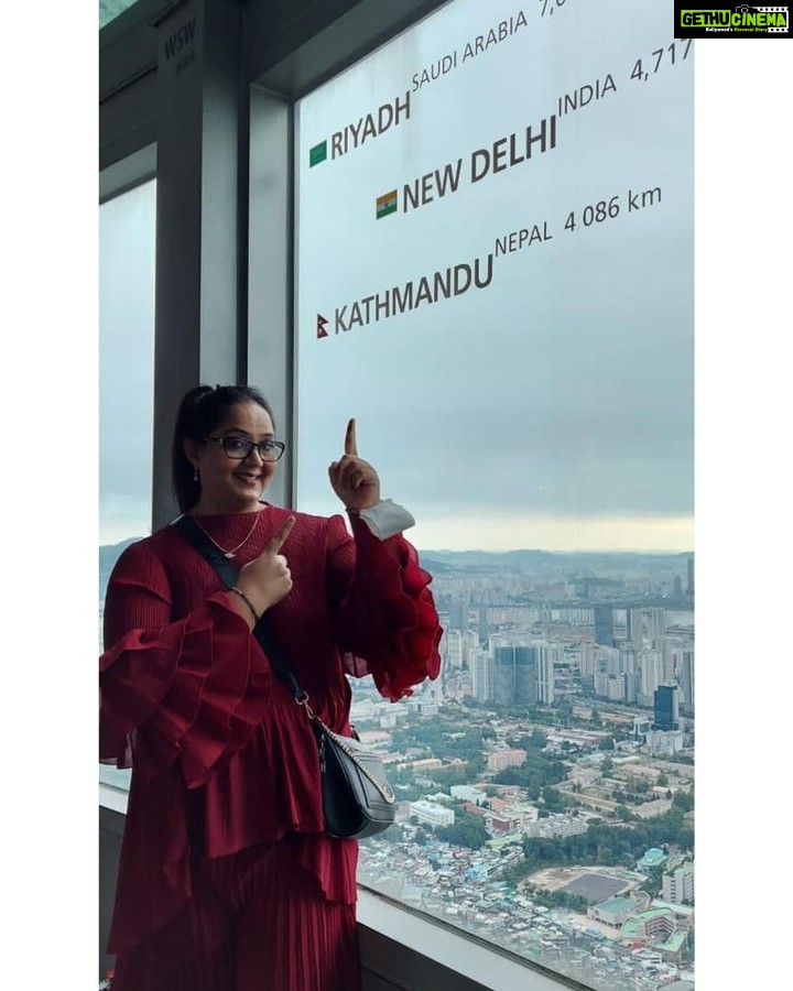 Radha Instagram - Hi everyone! See you soon Seoul ! For the past 6 days , It was really a wonderful experience being in this wonderful country. Carried away by the rich culture and wonderful people and hospitality. I’m so excited to share all that with all of you. 사랑해요salanghaeyo🫶🫶🫶😘 #travel #travelphotography #travelblogger #instagram #instagood #facebook #trip #korea #seoul