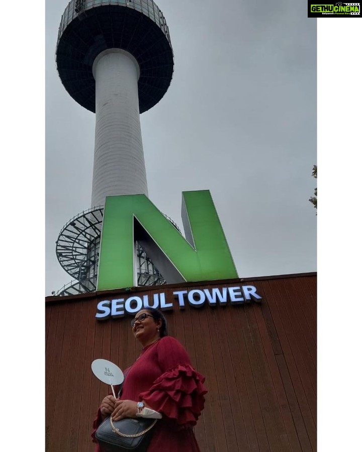 Radha Instagram - Hi everyone! See you soon Seoul ! For the past 6 days , It was really a wonderful experience being in this wonderful country. Carried away by the rich culture and wonderful people and hospitality. I’m so excited to share all that with all of you. 사랑해요salanghaeyo🫶🫶🫶😘 #travel #travelphotography #travelblogger #instagram #instagood #facebook #trip #korea #seoul