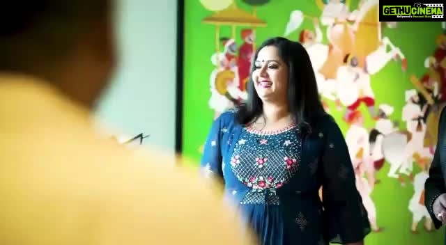 Radha Instagram - During my recent Dubai visit, I feel so much delighted when fans come to visit me. This time it was special too. Members of WIT (Where In Tamil Nadu ) an association that focuses on women empowerment came to meet me & Merlin narrated the activities of the organisation and I can see the enthusiasm of these women who collectively contributes to women's empowerment. All the best WIT Girls ! ❤️ Dubai UAE
