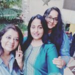 Radha Instagram - കൂട്ടുകാരെ സുഖമാണോ. 🌷😘 #radharadha #Radha# radhanair#friendship