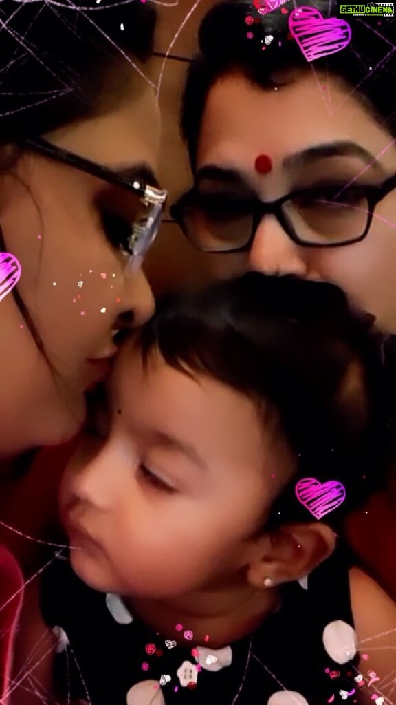 Radha Instagram - “It’s such a grand thing to be a mother of a mother—that’s why the world calls her grandmother.” We welcomed our bundle of joy my elder sister Mallika’s grand daughter recently. She is named ISAIY - “music she is enjoying” ♥️♥️ I have forgotten whole world around me when I was playing with her, this has bought a whole new side of life for us and some little extra fun side for me 😘😘 Stay blessed my love ♥️ #radha #radhanair Udaya Samudra Kovalam
