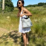 Radhika Apte Instagram - Happy world environment day 🌍🌳♥️ Thank you @recharkha_ecosocial for my wonderful upcycled handwoven bag! This bag is made from thousands and plastic bags that could have been thrown in the ocean but instead were collected, cleaned and made into this beautiful bag using the traditional charkha and handloom by a community of tribal women and artisans. This is their livelihood and it’s a step towards making an effort to save our beautiful planet. Visit @recharkha_ecosocial and order your bag! A little change to your lifestyle can make a big one to our community and environment 🌊 🌺