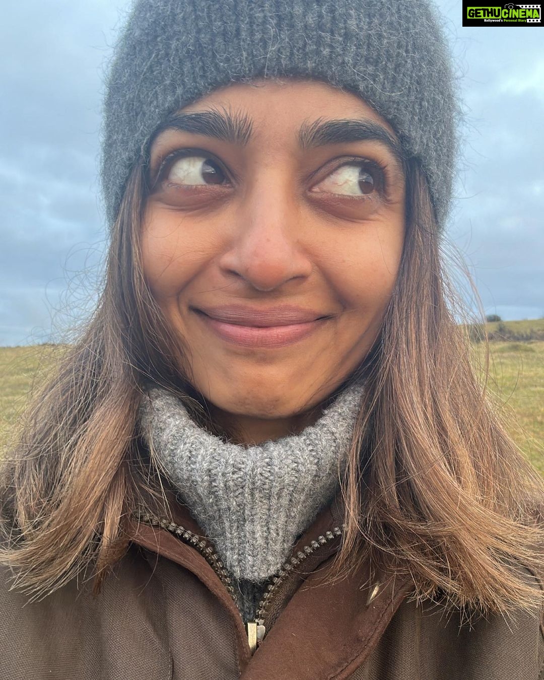 Radhika Apte Instagram - Walk on the fell ⛅️ ♥️ #christmasholidays