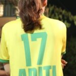 Radhika Madan Instagram - Reminisced my whole childhood in this film. This one is for you bhai🏏 Kacchey Limbu on 19th May, exclusively on #JioCinema! Directed by not so kaccha khilaadi @yogiisjustfine Featuring @ayush007 @barmecharajat #KaccheyLimbu #KaccheyLimbuOnJioCinema #JioStudios @officialJioCinema @officialjiostudios @iammangopeople @timesmusichub @pranjalnk @nehaanand21