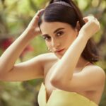 Radhika Madan Instagram - 3rd picture is a proof of why things get delayed🐾