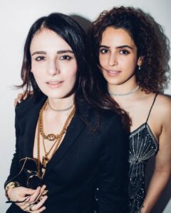 Radhika Madan Instagram - Sona nahi chandi nahi yaar toh mila!♥️ @sanyamalhotra_

Ps- The theme was Disco. Lot's of Sona to the ones who guess who I went as😜. Tell me in the comments below!

📸 by the sweetest @mayank0491