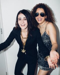 Radhika Madan Instagram - Sona nahi chandi nahi yaar toh mila!♥️ @sanyamalhotra_

Ps- The theme was Disco. Lot's of Sona to the ones who guess who I went as😜. Tell me in the comments below!

📸 by the sweetest @mayank0491