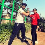 Radhika Muthukumar Instagram - Ladai barabari ki! Kaun jeetega aaj ki jung ? #OswalBoys vs #OswalGirls . . @avinashmukherjee_ @colorstv @rstfofficial . . . #sirav #Ssk2 #sasuralsimarka2 #radhikamuthukumar #avinashmukherjee