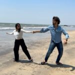 Radhika Muthukumar Instagram - Ishq mein Tere jeete hain Tere liye hi mar Jaunga 🌊 #radhikamuthukumar #avinashmukherjee #sirav