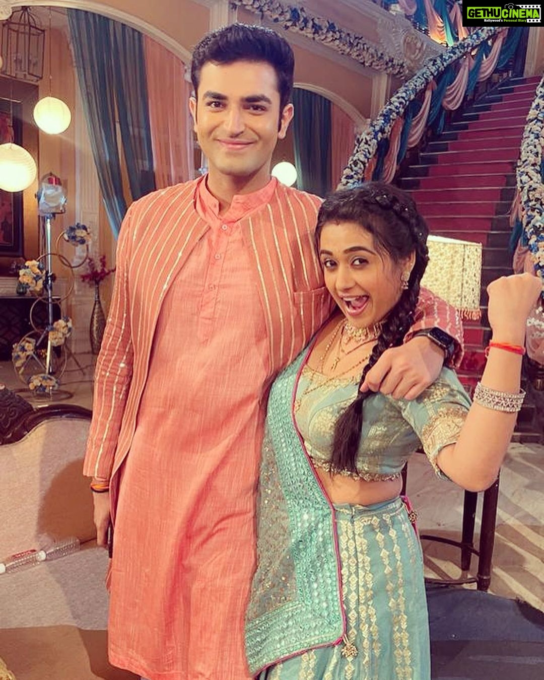 Radhika Muthukumar Instagram - Happy birthday my bhaiyuu @akashrjagga Keep smiling and shining 🥰🥰🤗🤗🤗🥳🥳🥳🥳