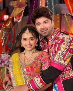 Radhika Muthukumar Instagram - Smile and shine❤️🧡

#sirav #simar #aarav #ssk2 #saauralsimarka2 #colors #colorstv