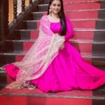 Radhika Muthukumar Instagram – Born to be real not to be perfect 💗

Keep watching sasural simar ka 2 
Mon-sat 6pm
Only on colors

#ssk2 #sasuralsimarka2 #simar #selflove #bereal #colorstv #colors
