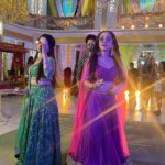 Radhika Muthukumar Instagram - Triple the fun 🤩 #reema #simar #aarav hope you’ll are enjoying ssk2 🥰 keep watching it on @colorstv at 6:30 pm . . #shringaar #reels #onset #dance #dancing #reelitfeelit #reelkarofeelkaro #ssk2 #tanyasharma #radhikamuthukumar #avinashmukherjee