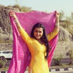 Radhika Muthukumar Instagram - When you are happy and you know it😀😀😀 #happiness #selflove #simar #ssk2 #colorstv #voot