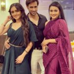 Radhika Muthukumar Instagram - Postive mind Positive vibe Positive life #instapost #goodvibes #ssk2 #simar #reema #vivan #reevan @tanyasharma27 @karansharmaa_official9 Hair by @shahingilani