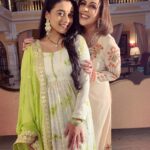 Radhika Muthukumar Instagram - 💁🏼‍♀️Kisi ko pta Ho ya na Ho lekin yeh sasural hai to Simar ka hi🤫🥰 Kyu Simar @radhikamuthukumar_official #ssk2 #chitra #simar #drama #rsttelefilms #instagram #instadaily #livelovelaugh Sasural Simar ka