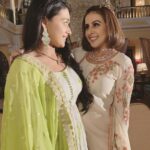 Radhika Muthukumar Instagram - 💁🏼‍♀️Kisi ko pta Ho ya na Ho lekin yeh sasural hai to Simar ka hi🤫🥰 Kyu Simar @radhikamuthukumar_official #ssk2 #chitra #simar #drama #rsttelefilms #instagram #instadaily #livelovelaugh Sasural Simar ka
