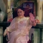 Radhika Muthukumar Instagram - Geetanjali Devi Vs Simar @jayatibhatia @radhikamuthukumar_official Kya Simar GD ka Dil aur oswal parivar ka pyar Jeet payegi …. Inki taqrar kya tar main badal payegi Dekhte rahiye #sasuralsimarka2 for more #twist & #turn daily Mon To Sun 6:30 pm only on @colorstv VC :- @vibha_bhagat #ssk2 #badimaa #simar #twist #turn #bts #colours #fiction #drama #hindi #family #show #love #bond #relationshipgoals