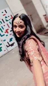Radhika Muthukumar Instagram - Snehithane❤️ 

#reels #instareels #alaipayuthey #snehithane #ssk2 #simar 

@karansharmaa_official thank you mujhe haat dene ke liye😬😄🤗