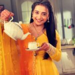 Radhika Muthukumar Instagram - Good morning 💛 #goodmorning #gooday #goodvibes #morningtea #happiness #radhikamuthukumar