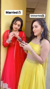 Radhika Muthukumar Instagram - Two peas in a pod 🥜 #reemisimi 😆 #reels #reelsinstagram #reelitfeelit #reelkarofeelkaro #funnyreels #fyp #explore #trendingreels