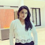 Radhika Muthukumar Instagram - Alibaug🤍🖤 #radhikamuthukumar #radhika #alibaug #staycation #friends #fun Thank you @ukiyostays and @saffronstays ❣️