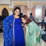 Radhika Muthukumar Instagram - 🤗🥰👼🏻🐣 smile pleeezzzzz @radhikamuthukumar_official #ssk2 #love #livelaughlove #bond #simar #chitra #newmember #babybumplove #instagood #instagram