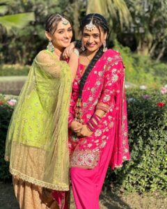 Radhika Muthukumar Instagram - Rimmiii simmi back at it 😎 don’t forget to watch Lohri special tonight at 6pm only on @colorstv #ssk2 #rimmisimmi #sister #tvshow #punjabi #punjabisuits #punjabikudi