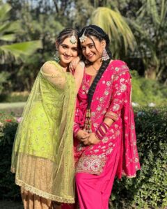 Radhika Muthukumar Instagram - Rimmiii simmi back at it 😎 don’t forget to watch Lohri special tonight at 6pm only on @colorstv #ssk2 #rimmisimmi #sister #tvshow #punjabi #punjabisuits #punjabikudi