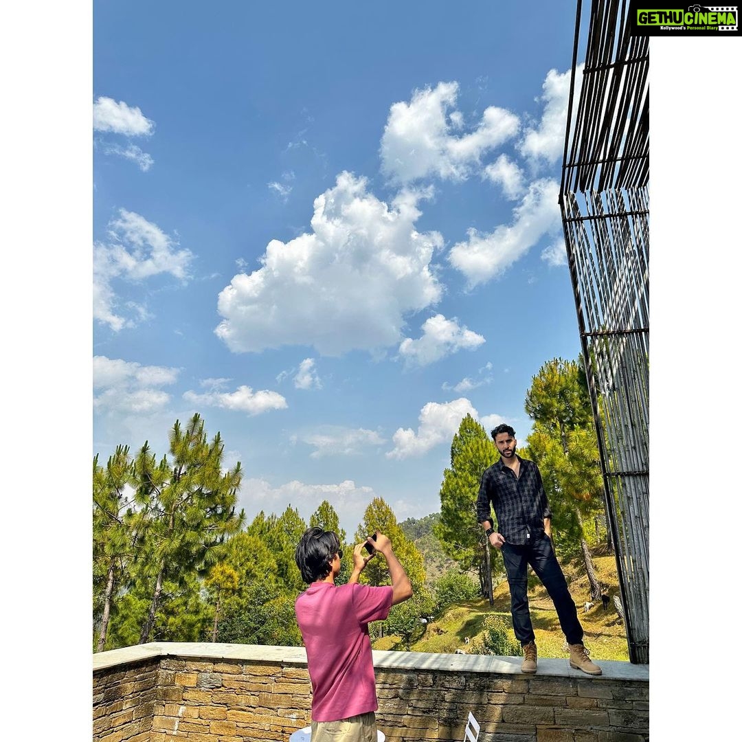 Raghav Juyal Instagram - 🏔️ zindagi zindabaad Almora - अल्मोड़ा
