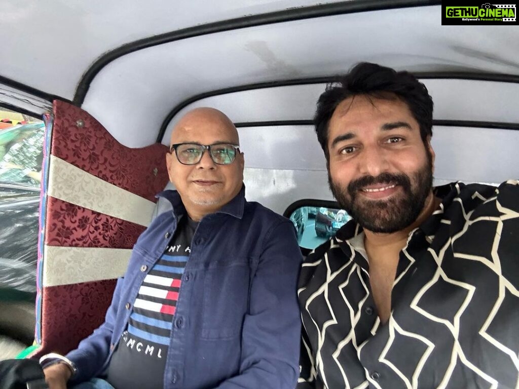 Rahman Instagram - A weekend drive to blr. After decades with My friend. Sharing few clicks. #friendship #drive #bengaluru #bmw630i #actorslife #men