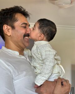 Rahman Instagram - "Sometimes the smallest things take the most room in your heart." 
Hi friends, meet Jr .

#baby #babyboy#love #babylove
