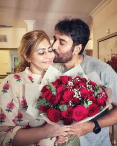 Rahman Instagram - To the most important special person of my life Happy Birthday. U r the best gift ever in my life. #happybirthday #couplegoals #loveaffairs #truelove #rahmans #happiness #kisses #happynewyear2023 #2023 Chennai, India