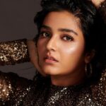 Rajisha Vijayan Instagram - Monday sparkles 💫✨