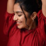 Rajisha Vijayan Instagram - Who said Red can’t be fun! ♥️ @house_of_vandy @jiksonphotography @rizwan_themakeupboy