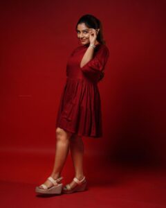 Rajisha Vijayan Instagram - Who said Red can’t be fun! ♥️

@house_of_vandy @jiksonphotography  @rizwan_themakeupboy