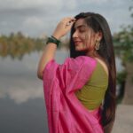 Rajisha Vijayan Instagram - இரவும் போனது… பகலும் போனது… மன்னன் இல்லையே கூட… இளைய கன்னியின்… இமைத்திடாத கண்… இங்கும் அங்குமே தேட… ♥️ @i_m_vyshnav