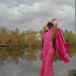 Rajisha Vijayan Instagram - இரவும் போனது… பகலும் போனது… மன்னன் இல்லையே கூட… இளைய கன்னியின்… இமைத்திடாத கண்… இங்கும் அங்குமே தேட… ♥️ @i_m_vyshnav