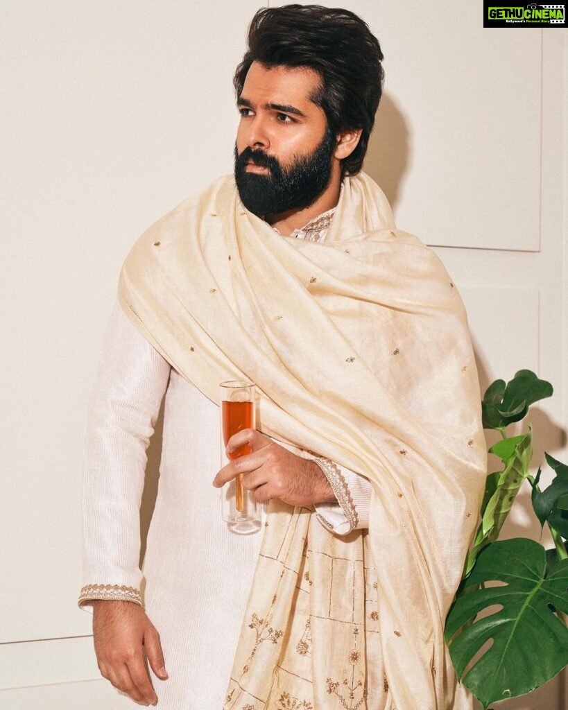 Ram Pothineni Instagram - Congratulations @_deepthee_ on launching the Men’s Collection..can’t wait to try out more. Styling by @jukalker Shot by @eshaangirri Decor by @designsanctuary.ind Earcuff by @kavyapotluriofficial