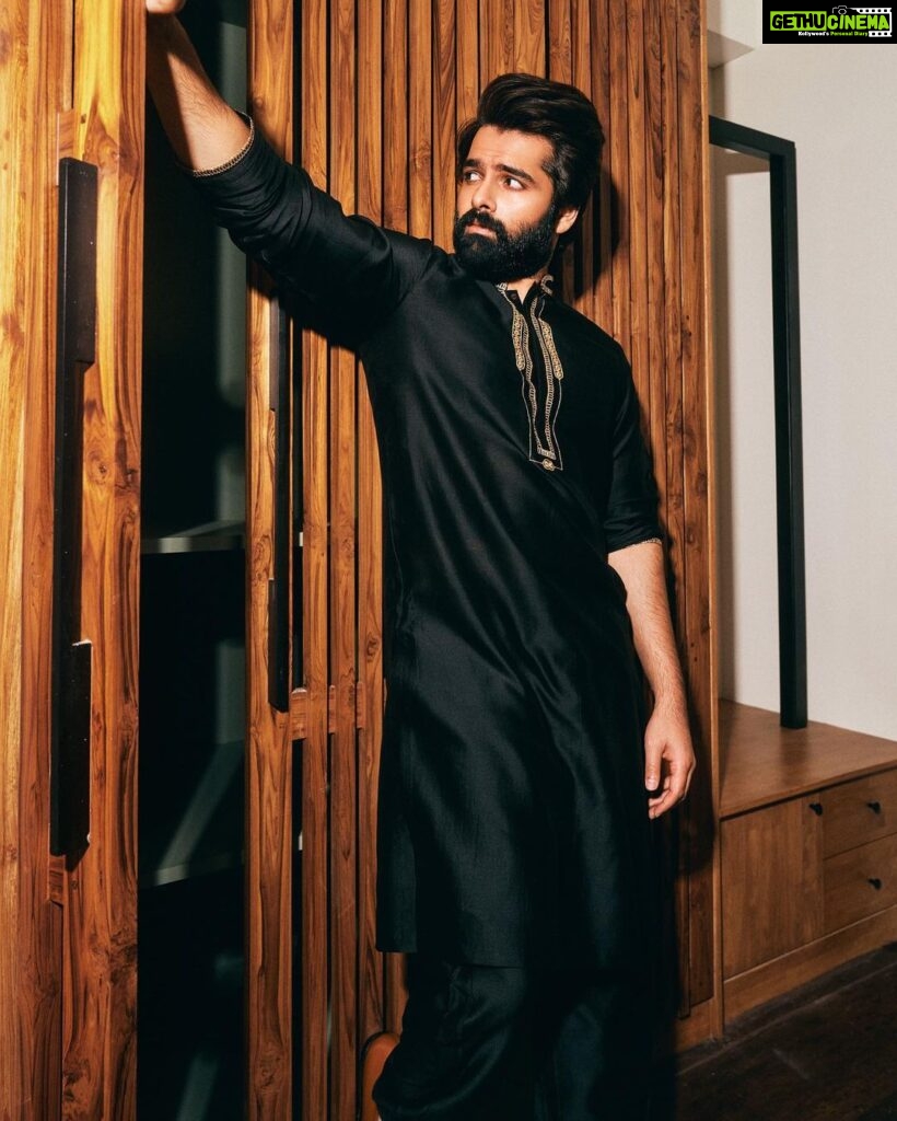 Ram Pothineni Instagram - Black is a Mood..yeah? Wearing @_deepthee_ Styling by @jukalker Shot by @eshaangirri Decor by @designsanctuary.ind Accessories by @kavyapotluriofficial