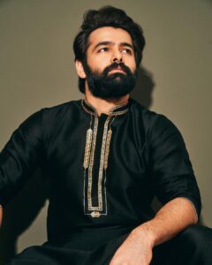 Ram Pothineni Instagram - Black is a Mood..yeah? 

Wearing @_deepthee_ 
Styling by @jukalker 
Shot by @eshaangirri 
Decor by @designsanctuary.ind 
Accessories by @kavyapotluriofficial
