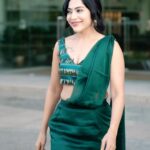 Ramya Subramanian Instagram – Lately , things feels very #AnniManchiSakunamule !😊✨🤍

For – #AMSPreReleaseEvent 
👗 – @aphrodites_drape 🥻
💄 💇🏻‍♀️- @maneasalon
📸- @theartist.india Hydrabad