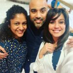 Ranjini Haridas Instagram - The last time we properly used to hang was when he had a whole lotta hair on his head,absolutely none on his face and definitely was too young for a wife and kids but I guess a lot does change in 20 plus odd years .😂 Was such a joy to meet my friend Arun Titto from school after ages along with his lovely fam .Despite it being a crammed day they still chose to make time to catch up with me which honestly I was touched by .❤️ This whole trip was about reconnecting with people that I haven’t been in touch with in ages and honestly making that effort and catching up with all of them was truly such a fulfilling and gratifying experience . I infact recommend all of you to do it as well!!!! Pick up that phone and get in touch with someone you lost touch due to whatever reasons and make plans to catch up in person if not atleast talk on the phone and rekindle those old memories .I guarantee that you will feel great after that and then you will just want to keep reaching out to more .🙂 #littlejoys #schoolfriends #travel #unitedkingdom #londondiaries #catchingupafterages #23years #fromschooltonow #reconnecting #adulting #grownups #fromcochintolondon #ranjiniharidas