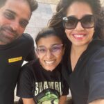 Ranjini Haridas Instagram - 😬😃😚!!! @tijomaliakal @ashfana #threemusketeers #allforonrandoneforall #gromthentonow #schooltimebesties #afewaremissing #stilltogether #tookawhile #😂😂😂 #wouldnthaveitanyotherway #favourite people #ranjiniharidas #happypeople