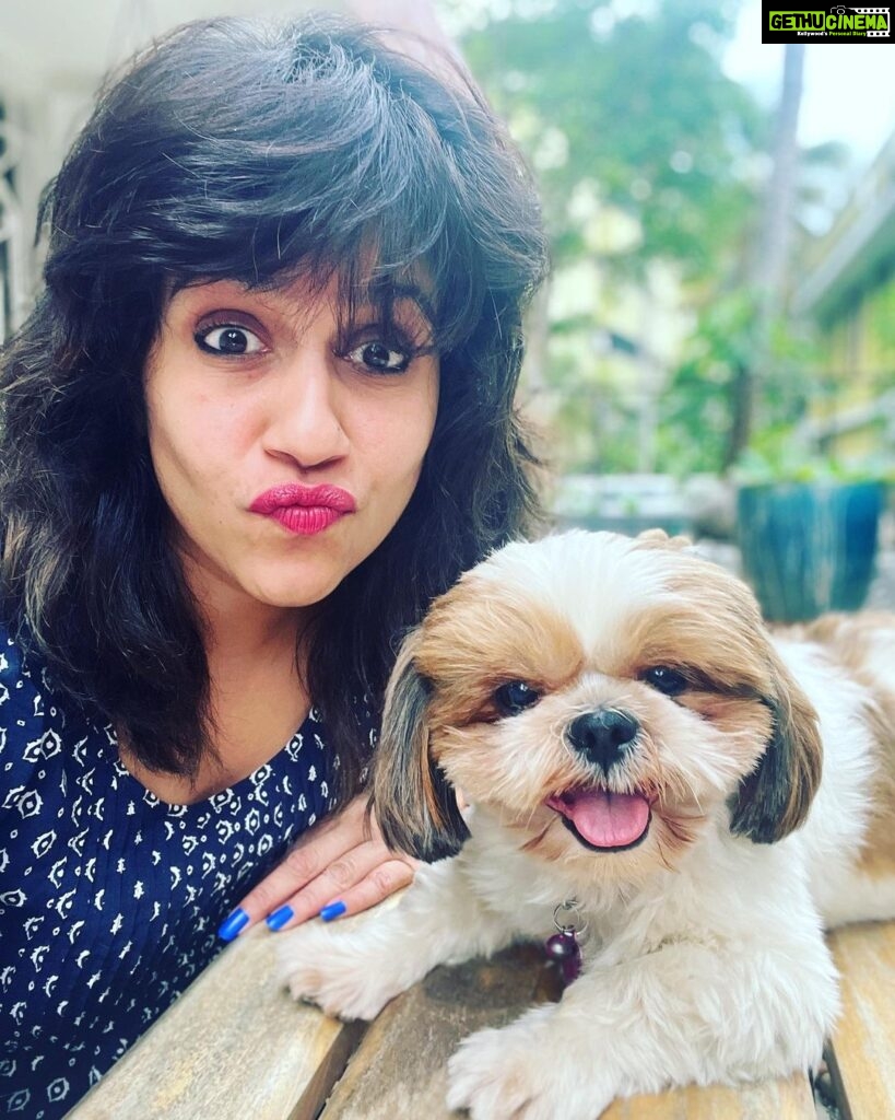 Ranjini Haridas Instagram - Just chilling with my Buddy !😬 #homescenes #mybaby #buddy #love
