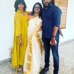 Ranjini Haridas Instagram – Familia ❤️

#weddingtime #fam #ma #bro #us #smile😊